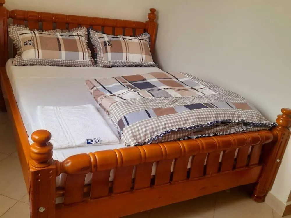 Zoe Heights Guest House Кампала Уганда